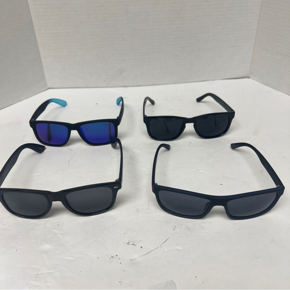 Black Sunglasses Set